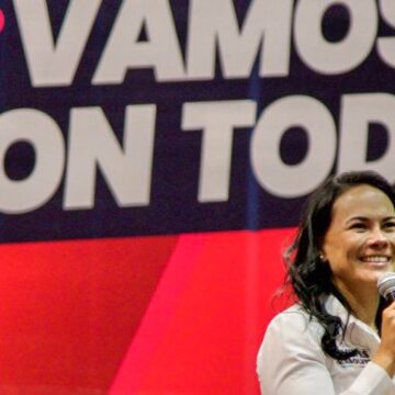 Firme, confiada, segura, Alejandra del Moral se encuentra lista para el debate y para el triunfo del 4 de junio