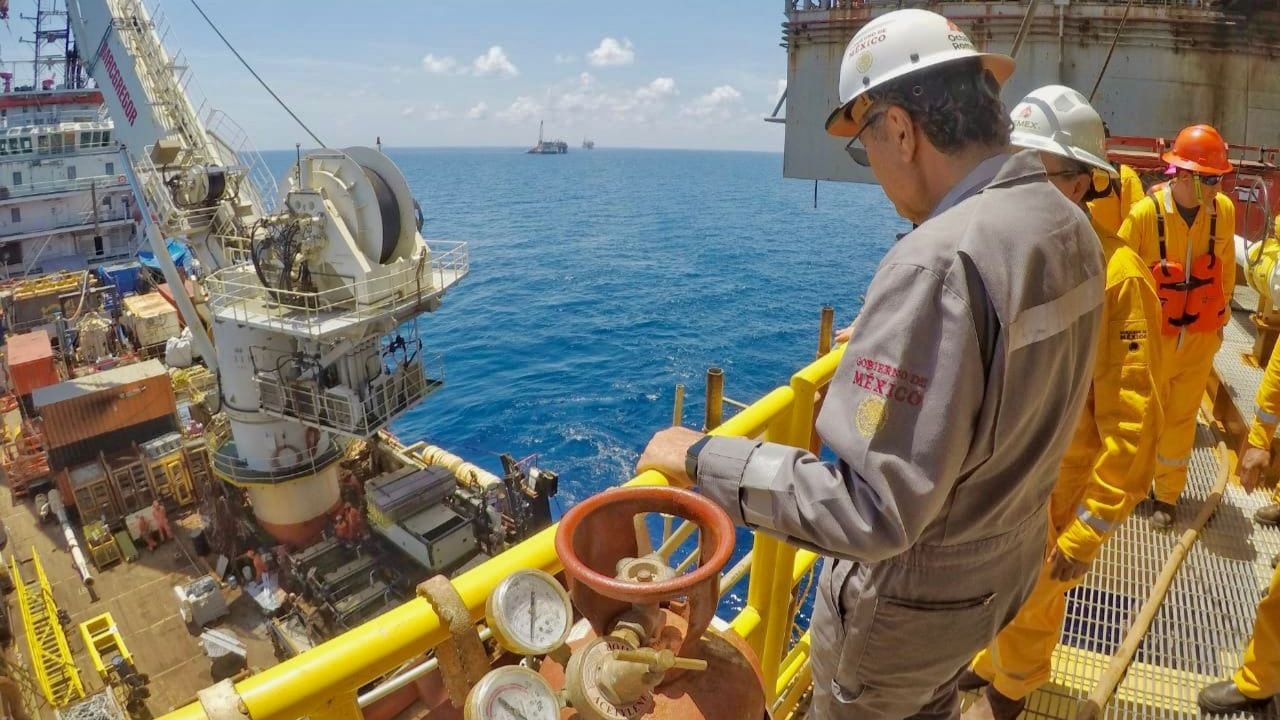 Pemex impulsa la producción con construcción de plataformas marinas en Veracruz