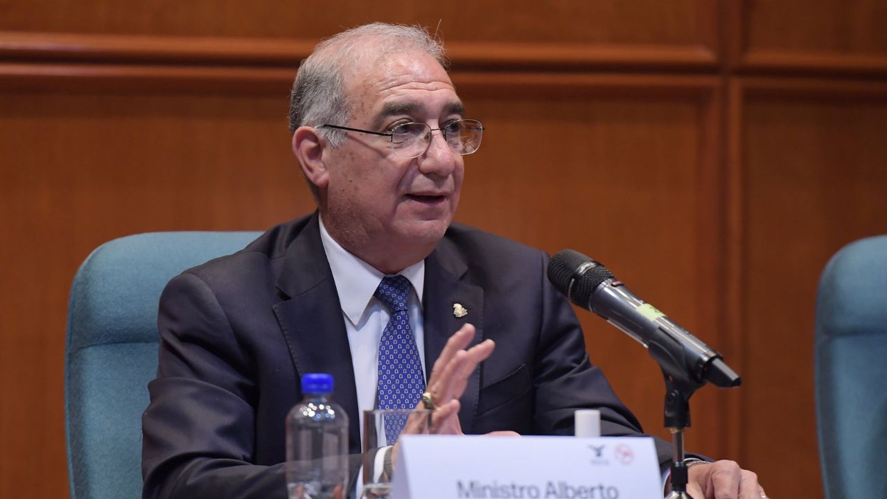 Morena solicita juicio político contra el ministro Alberto Pérez Dayán