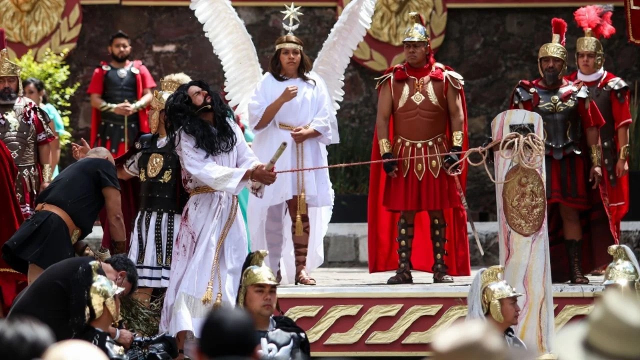 Pasión de Cristo en Iztapalapa: Atienden laceraciones en pies y casos de insolación