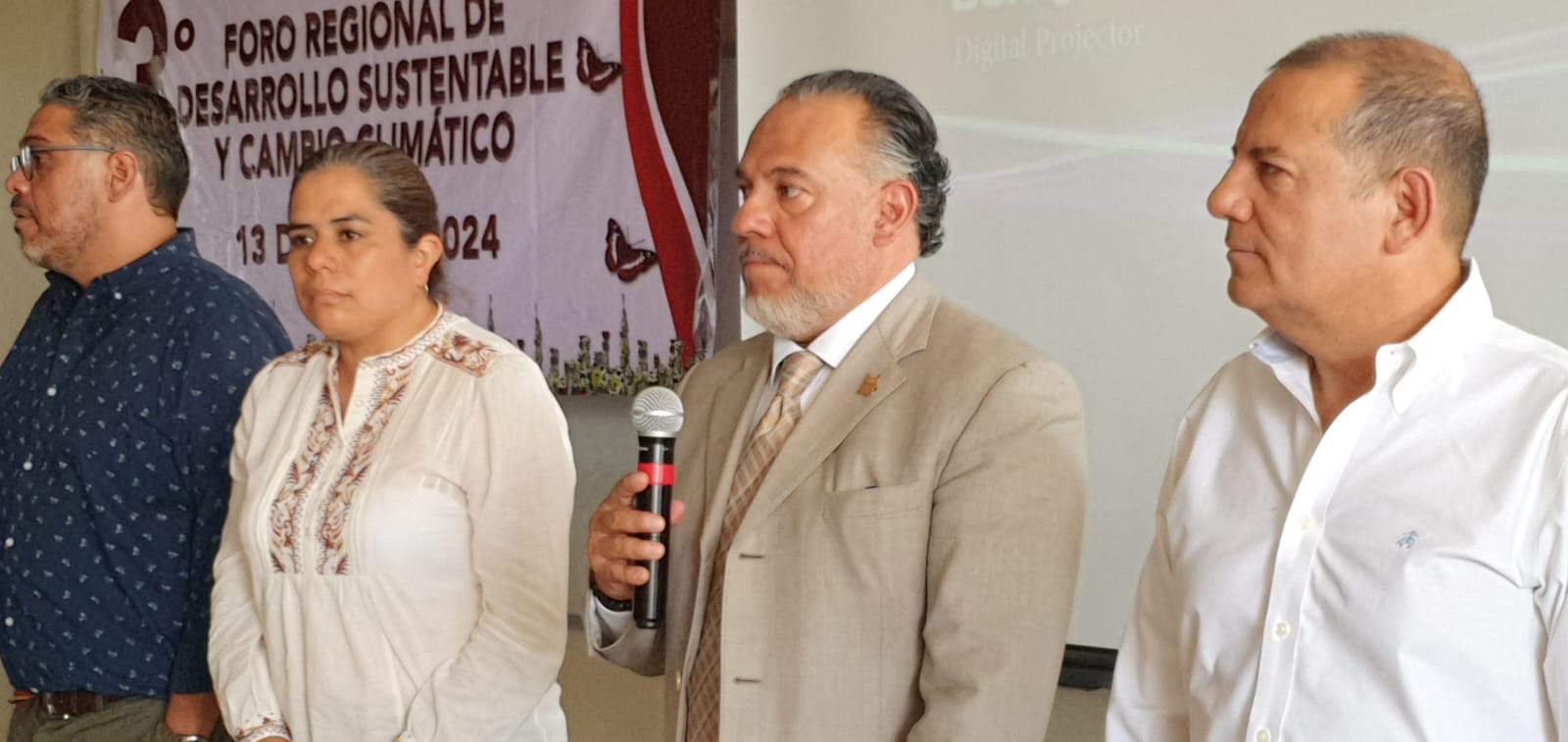 Proponen crear un Parque Industrial dedicado al sector textil en el Valle de Tulancingo, para mitigar daños al medio ambiente