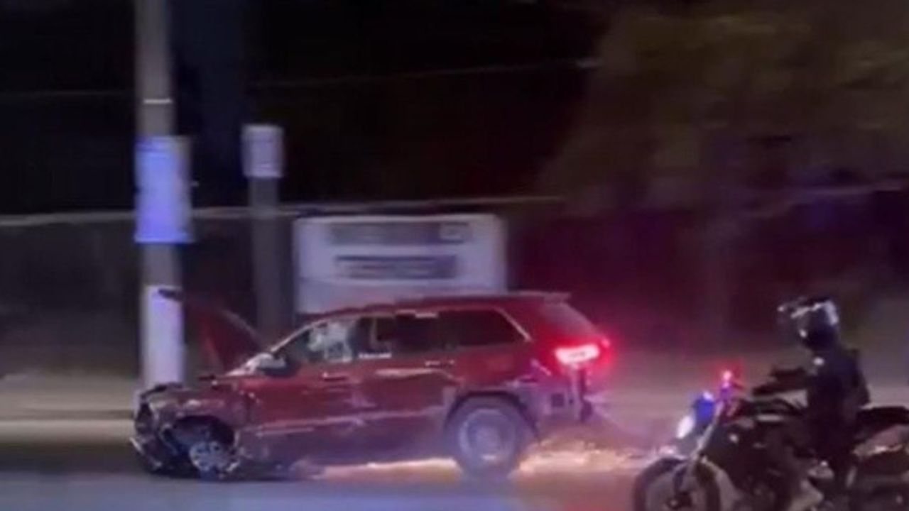 Persecución en Puerto Vallarta termina con arresto y múltiples autos dañados