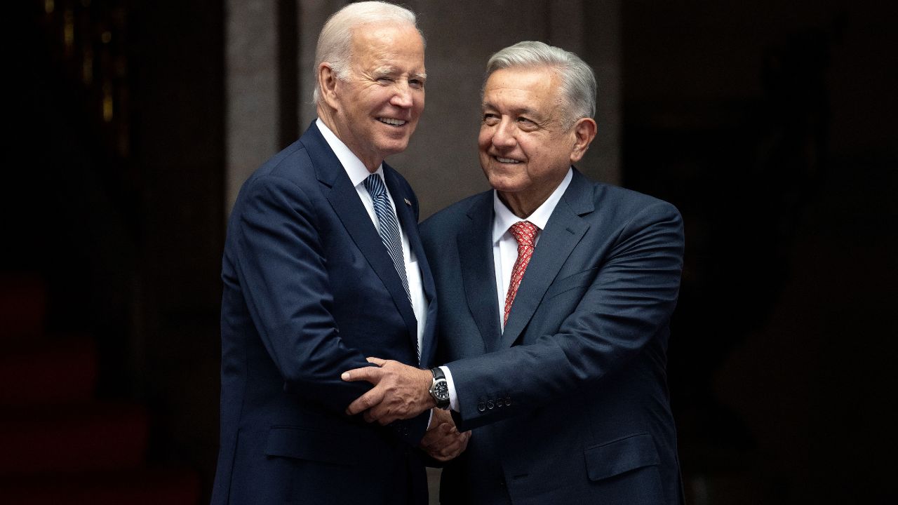“Le felicito”, dice AMLO a Biden por renunciar a la reelección en EUA
