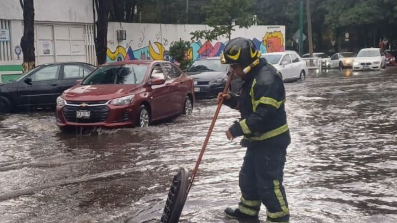 Se esperan lluvias fuertes en la CDMX este jueves desde las 3 de la tarde