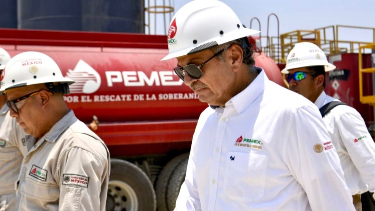 Renueva Pemex su flota de pipas y aumenta capacidad en 117%