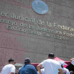 Exhiben golpiza a reo en penal de San Miguel, Puebla