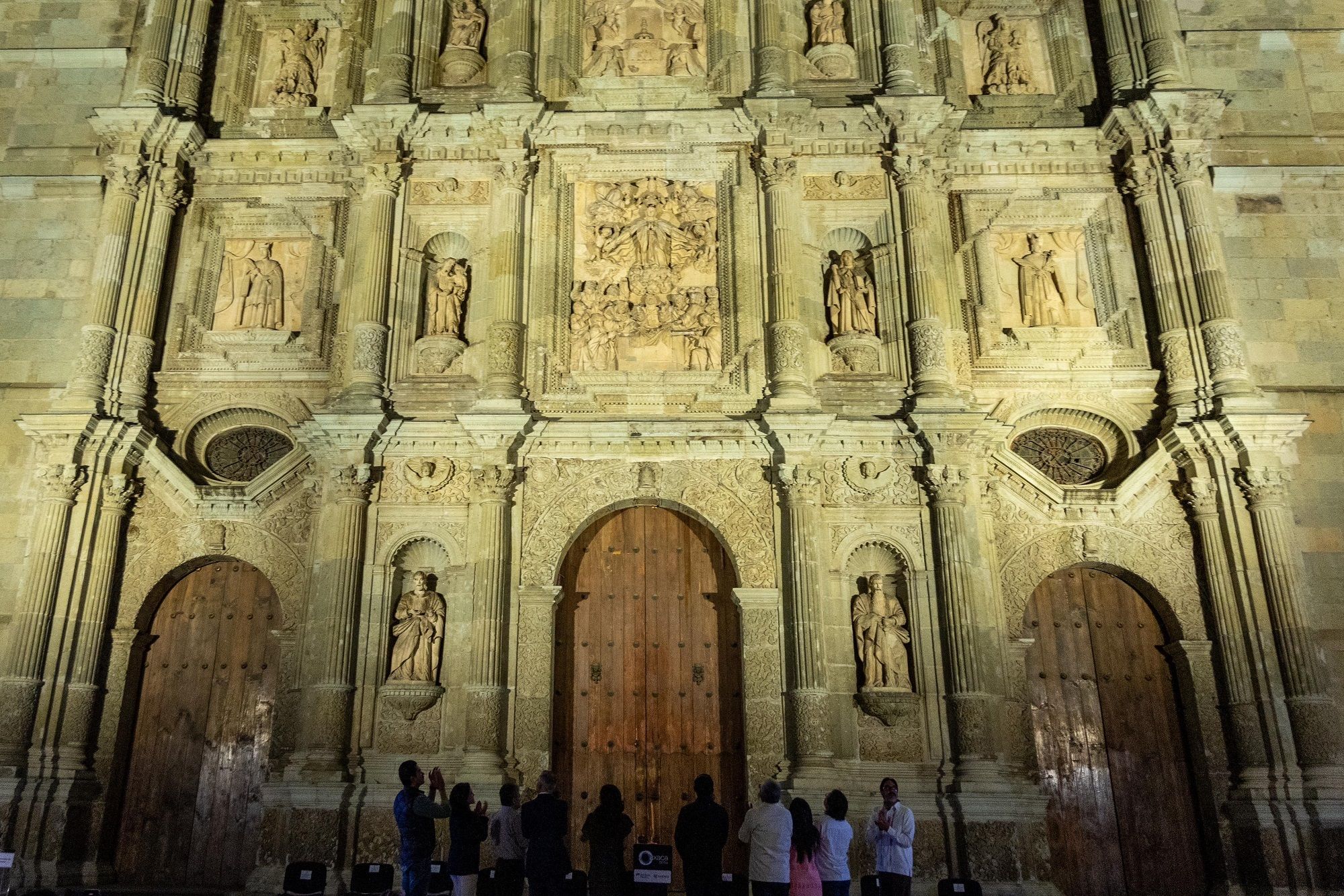 Gobierno de Oaxaca e Iberdrola México iluminan la Catedral Metropolitana con tecnología de vanguardia