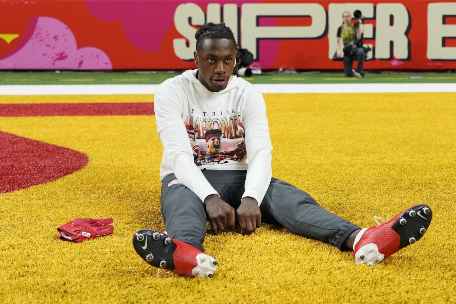 Xavier Worthy, jugador de los Chiefs, arrestado por violencia doméstica