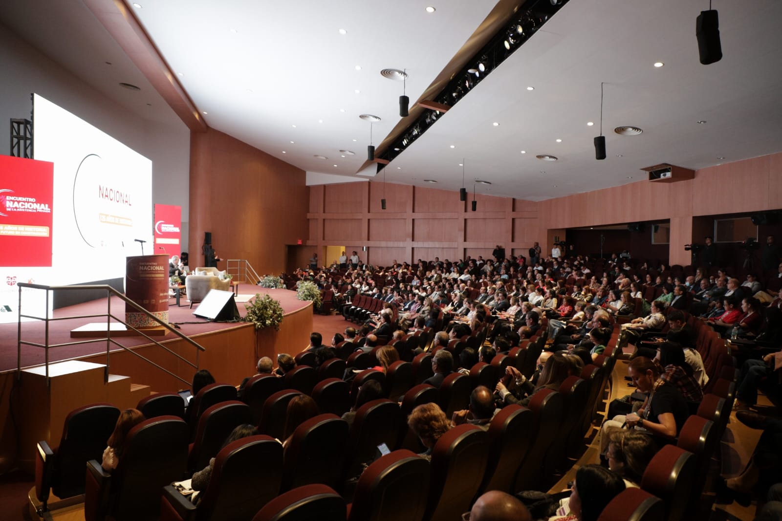 125 años de Asistencia Privada, «125 Años de Ayudar a quien menos tiene»