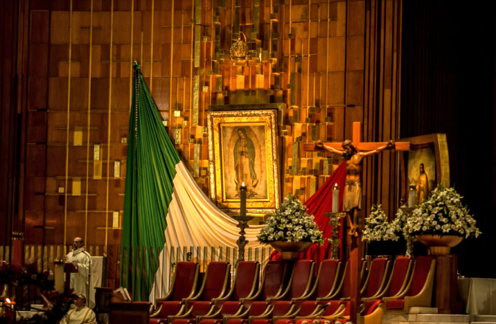 Misa en honor al Papa Francisco en la Basílica de Guadalupe; aquí la hora