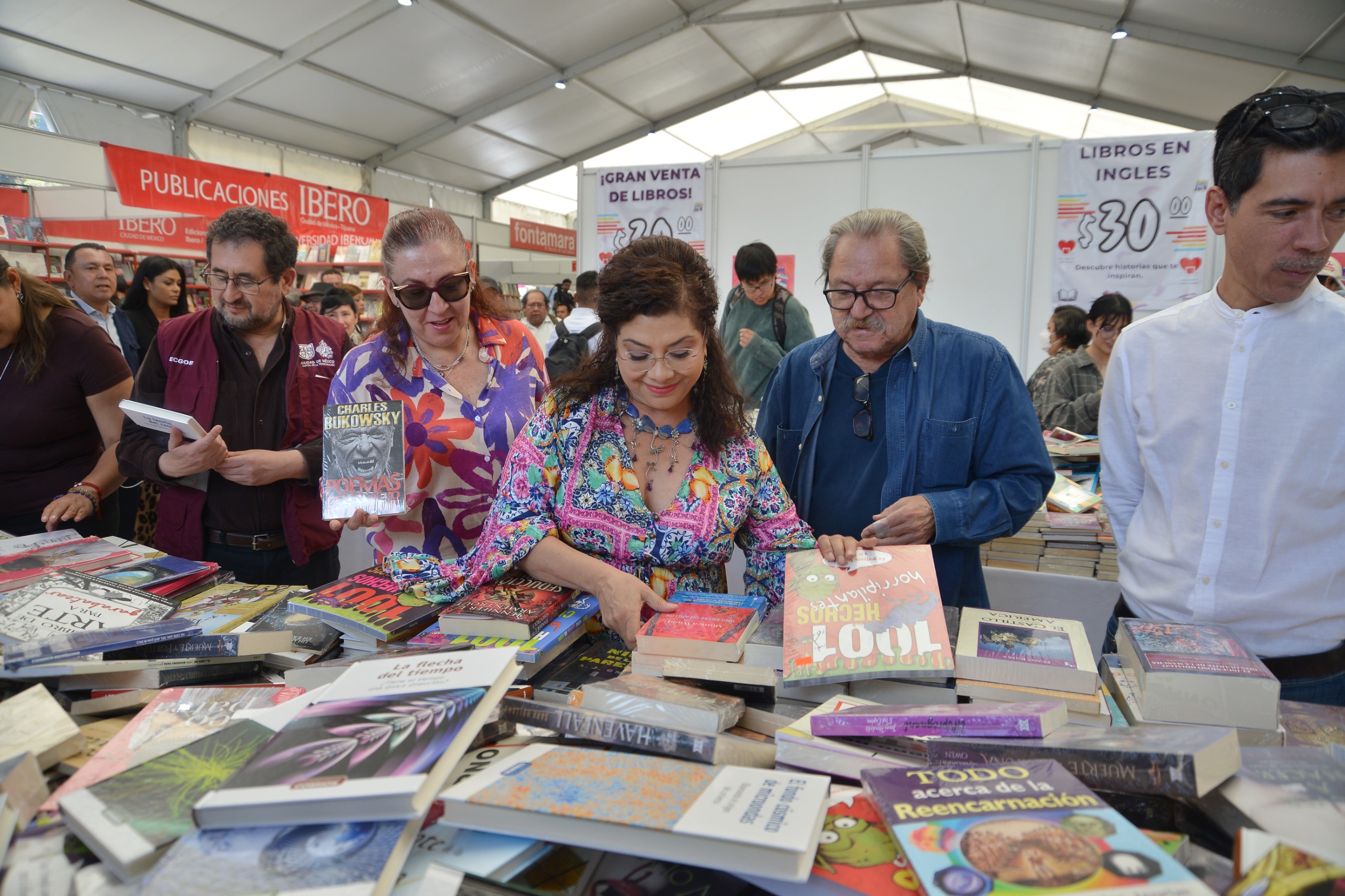 Zócalo CDMX sería el punto de lectura más grande del mundo