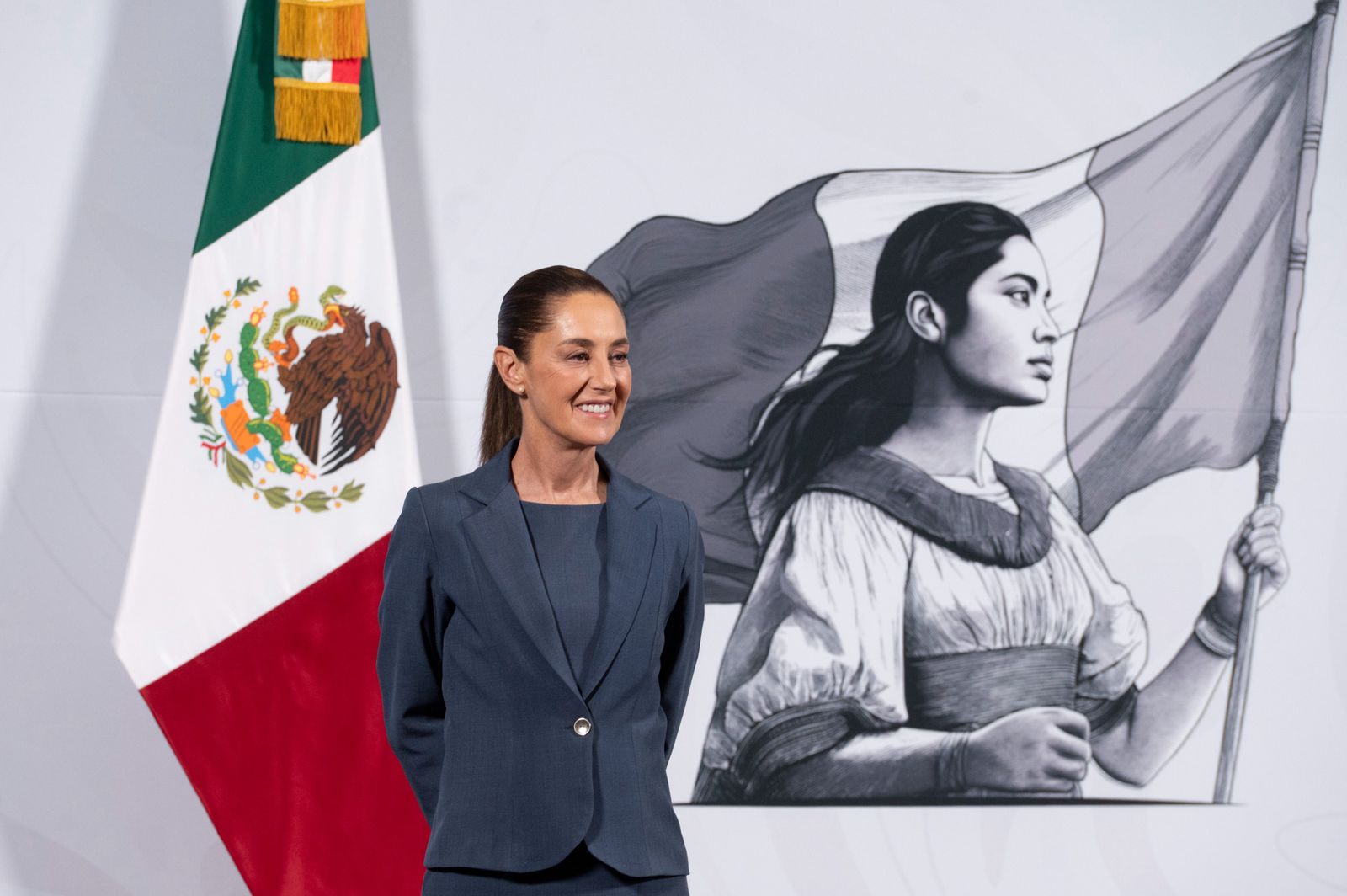Sheinbaum pide indagar arma ‘plantada’ a delegado del IMSS en Tamaulipas
