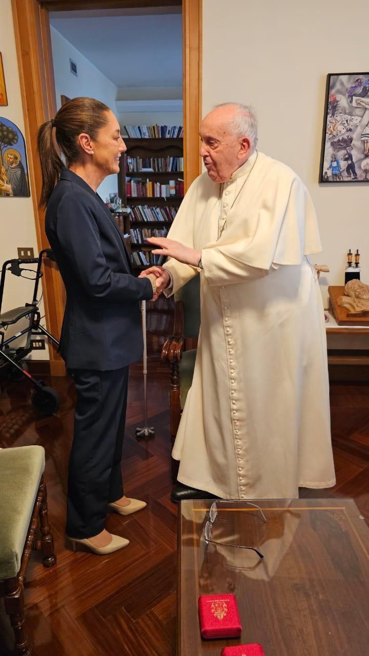 Muere el Papa Francisco, un humanista que optó por los pobres: Sheinbaum