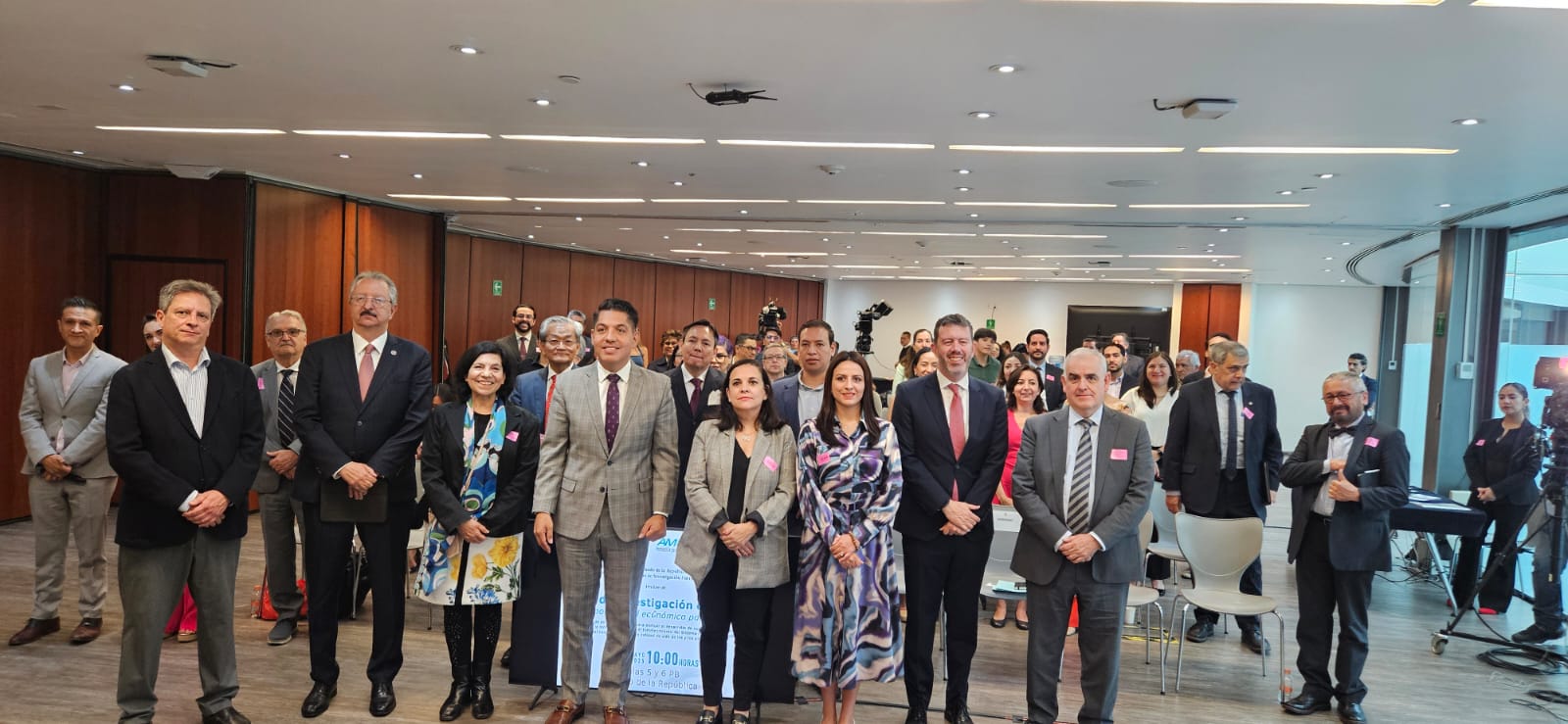 Foro del Senado impulsa la investigación clínica como eje estratégico para el desarrollo económico y la salud en México