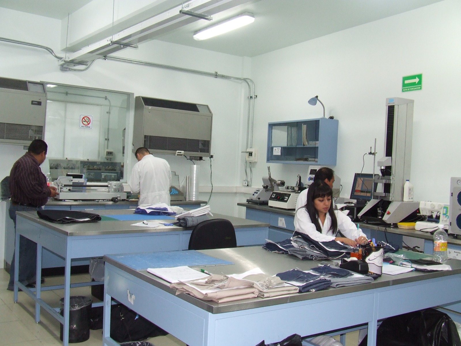 Industria y Gobierno refuerzan estrategia para consolidar al calzado mexicano en el mundo