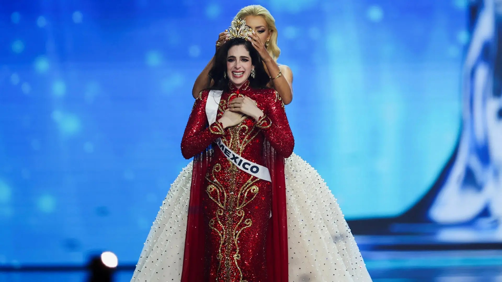 «Quedó atrás cuando decían ‘calladita te ves más bonita’»: Sheinbaum felicita a Fátima Bosch por coronarse como Miss Universo 2025